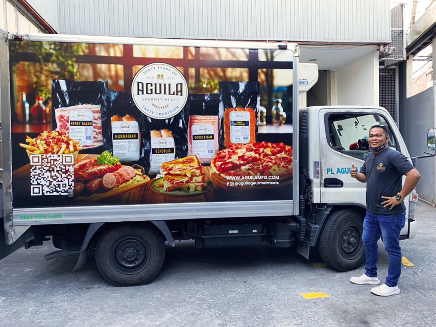 aguila-gourmet-meats-truck-wrap-design